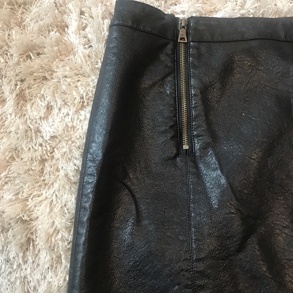 Vince leather skirt - Picture 2 of 6